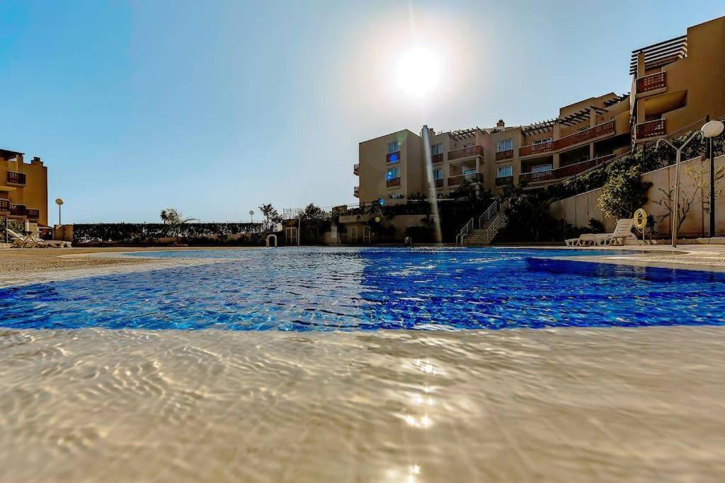 Grande Apartamento, Sotavento 3, La Tejita, El Medano Apartment *